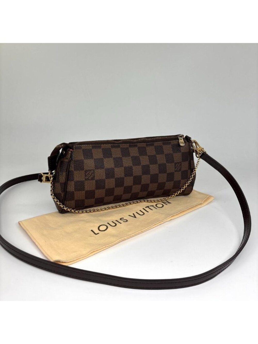 Louis Vuitton Super Damier Ebene Shoulder Bag - Picture 4 of 11